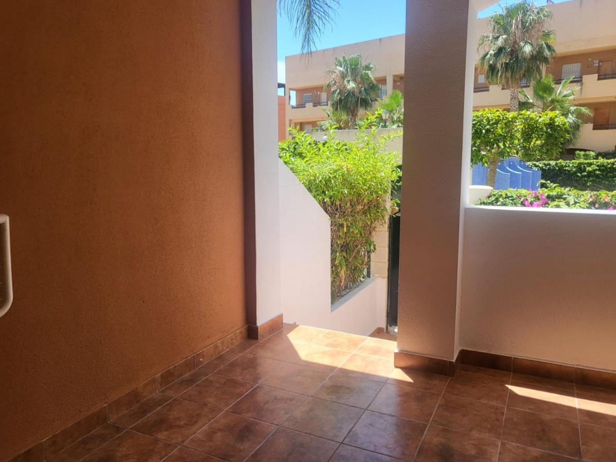 ¡Bajo Precioso Con Salida Directa A La Piscina Comunitaria En Paraiso De Vera! Exterior photo