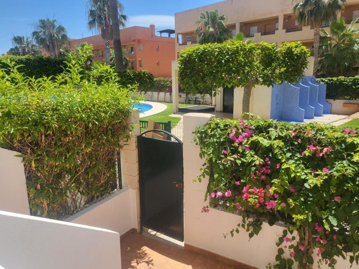 ¡Bajo Precioso Con Salida Directa A La Piscina Comunitaria En Paraiso De Vera! Exterior photo