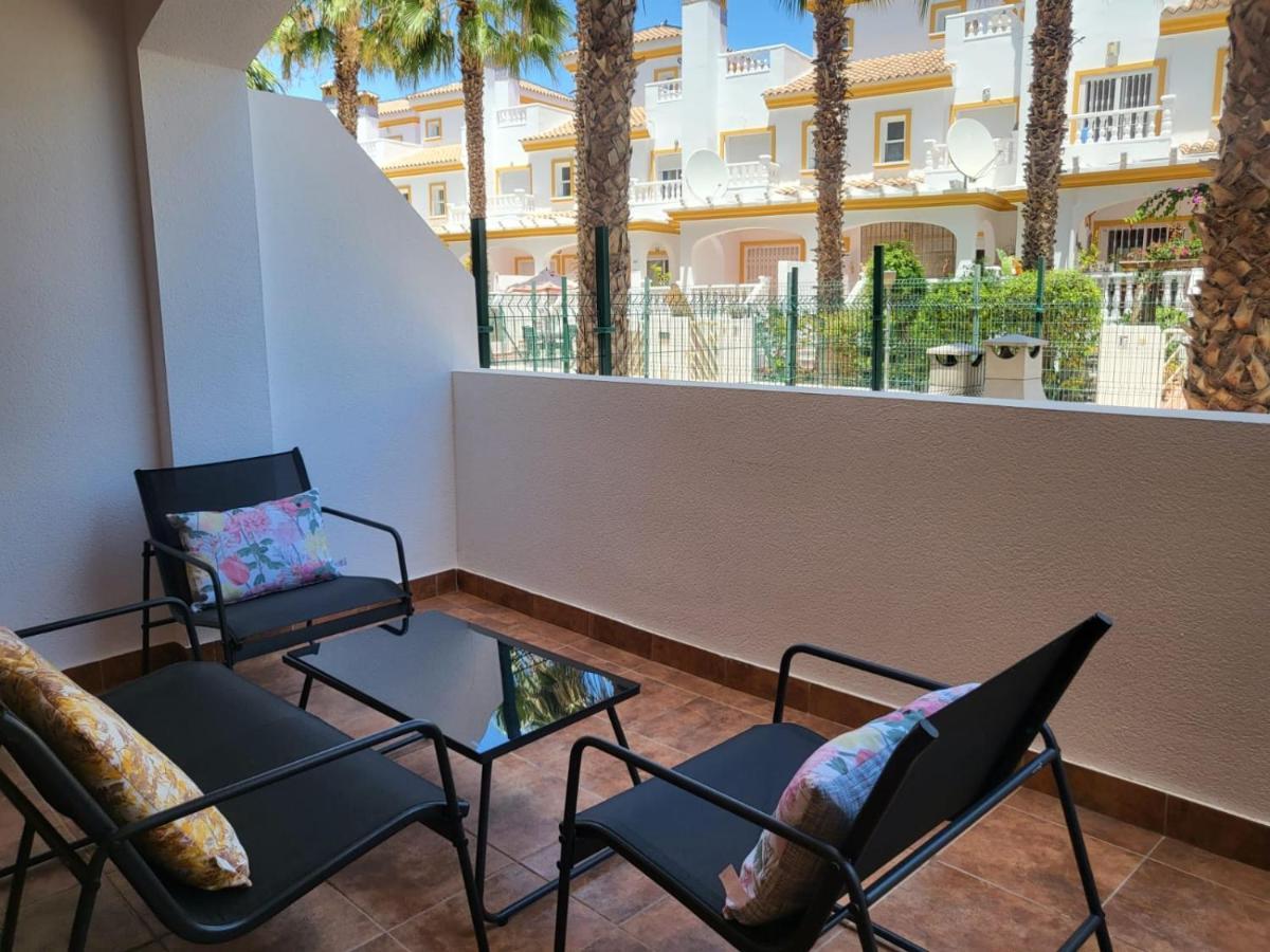¡Bajo Precioso Con Salida Directa A La Piscina Comunitaria En Paraiso De Vera! Exterior photo