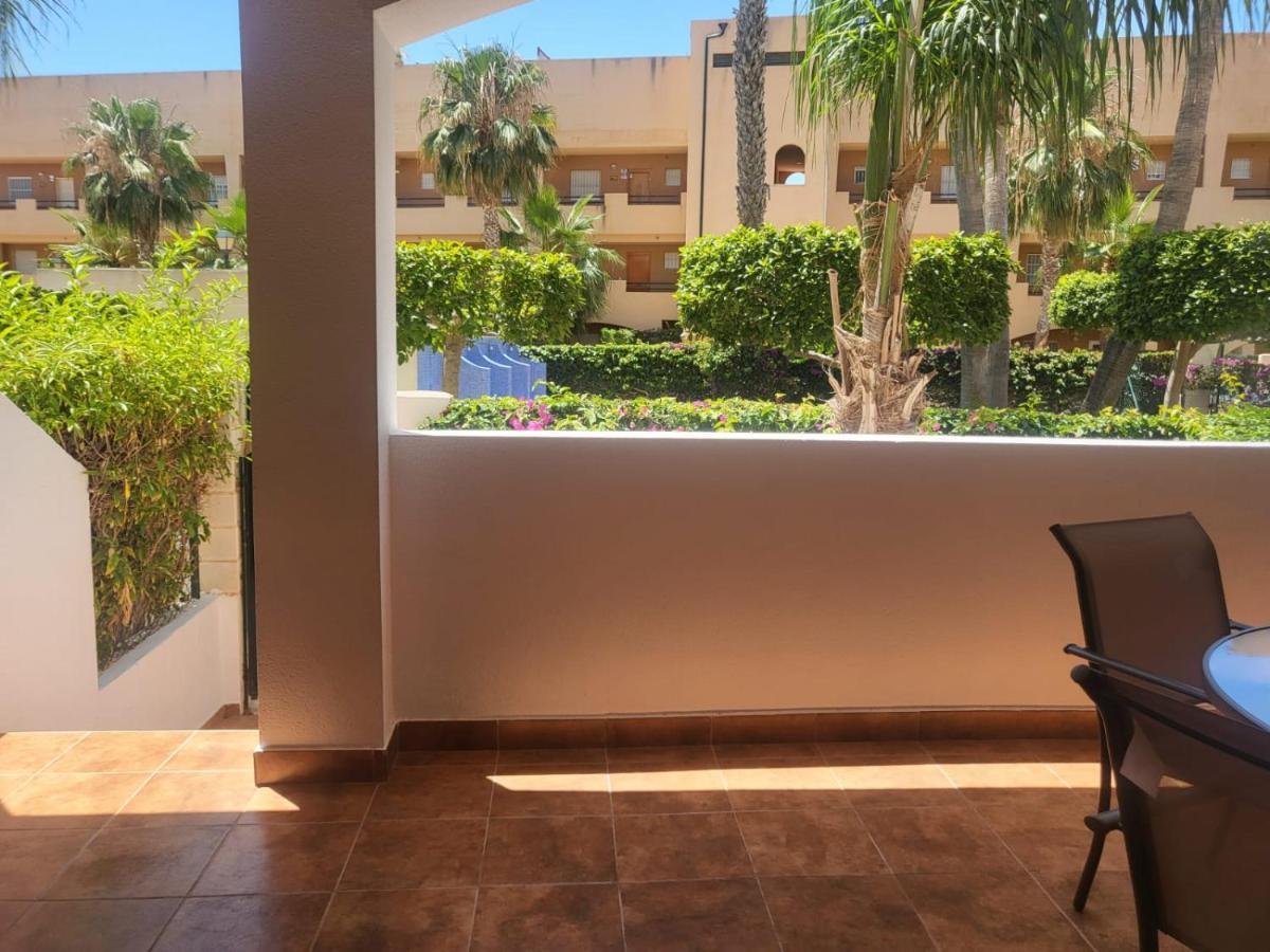 ¡Bajo Precioso Con Salida Directa A La Piscina Comunitaria En Paraiso De Vera! Exterior photo